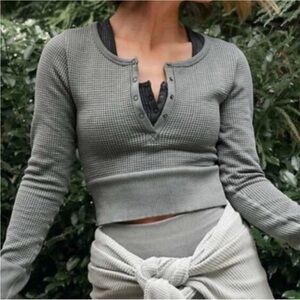 Aerie Offline Crop Waffle Knit Henley Workout Top Sage Green side medium NWOT